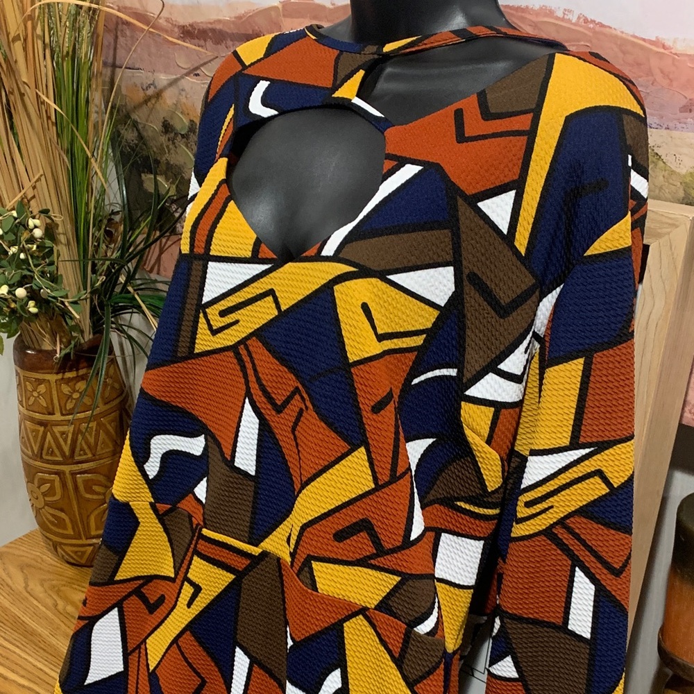 Geometric Patterned Dress - Multicolor - Picture 5 of 14
